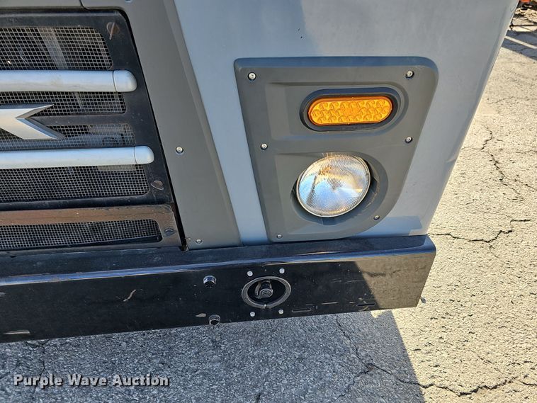 image for item DM1494 2015 Mack LE600 refuse truck