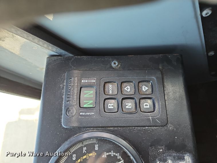 image for item DM1494 2015 Mack LE600 refuse truck