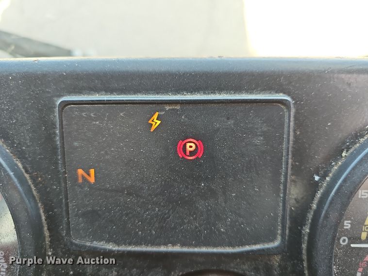 image for item DM1494 2015 Mack LE600 refuse truck