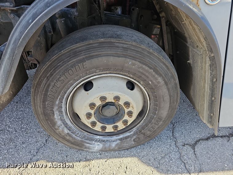 image for item DM1494 2015 Mack LE600 refuse truck