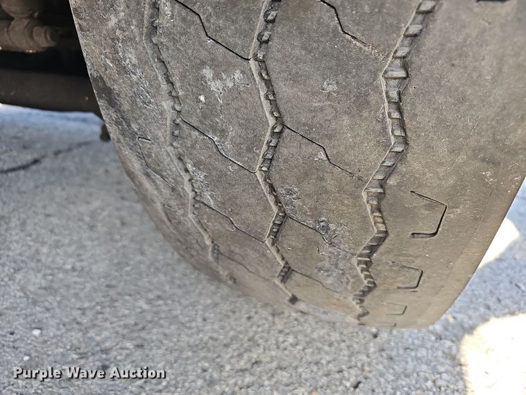 image for item DM1494 2015 Mack LE600 refuse truck