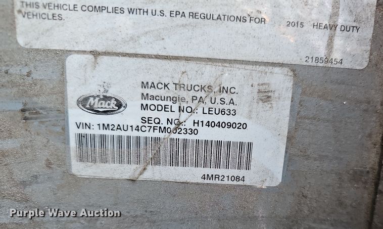 image for item DM1494 2015 Mack LE600 refuse truck