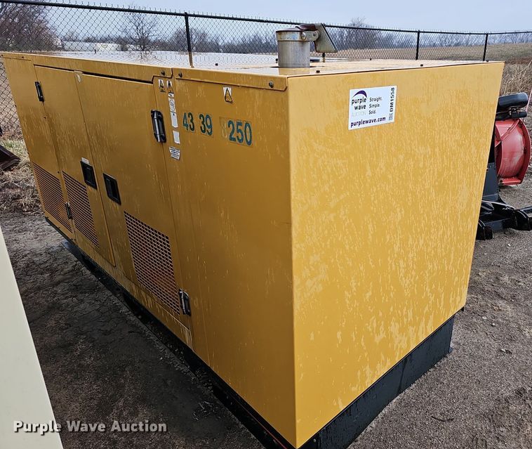 image for item DM1558 2004 Olympian  G30F3 generator