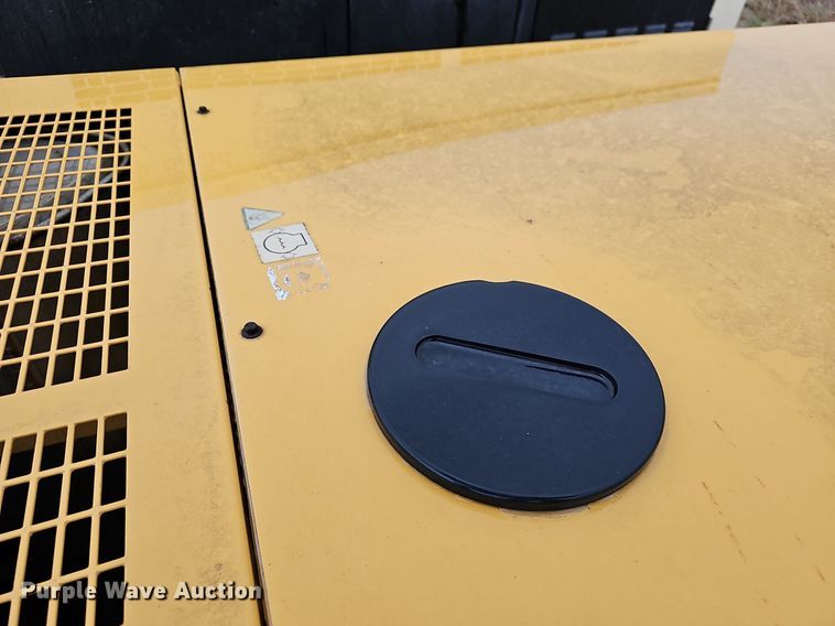 image for item DM1558 2004 Olympian  G30F3 generator