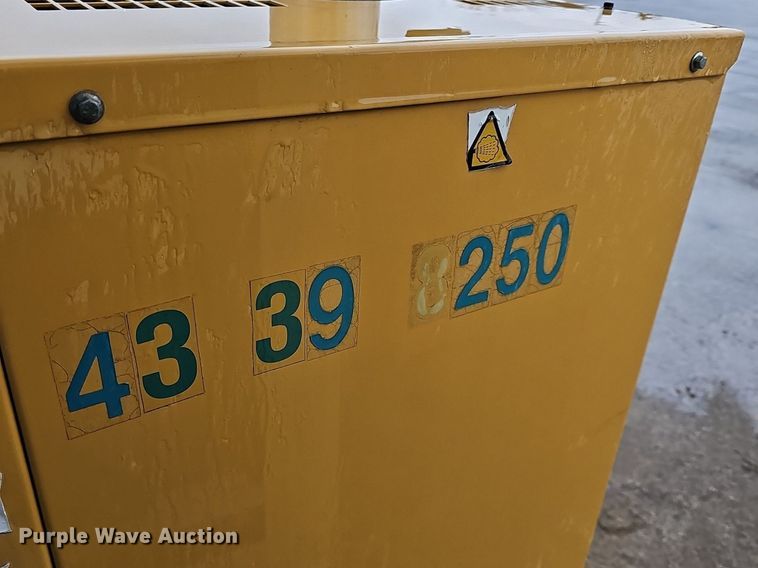 image for item DM1558 2004 Olympian  G30F3 generator