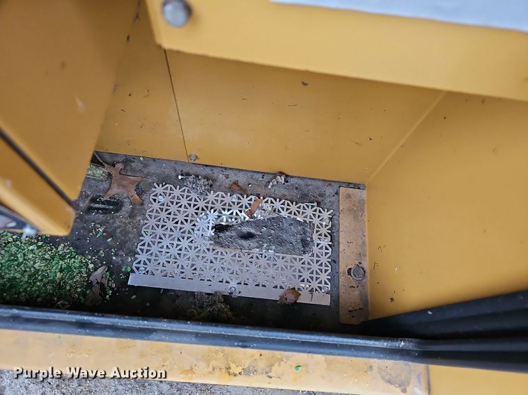 image for item DM1558 2004 Olympian  G30F3 generator