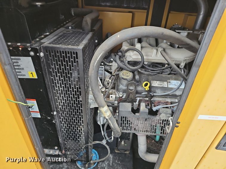 image for item DM1558 2004 Olympian  G30F3 generator