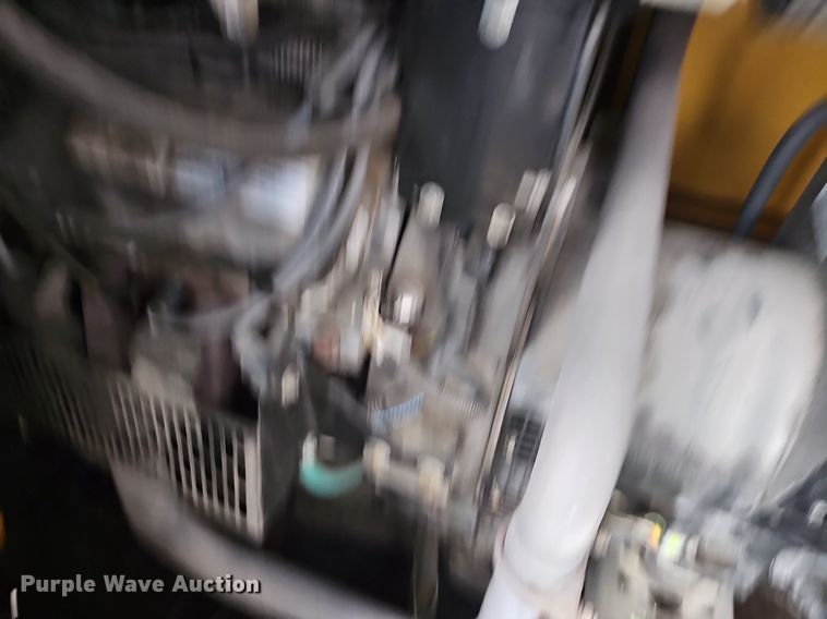 image for item DM1558 2004 Olympian  G30F3 generator