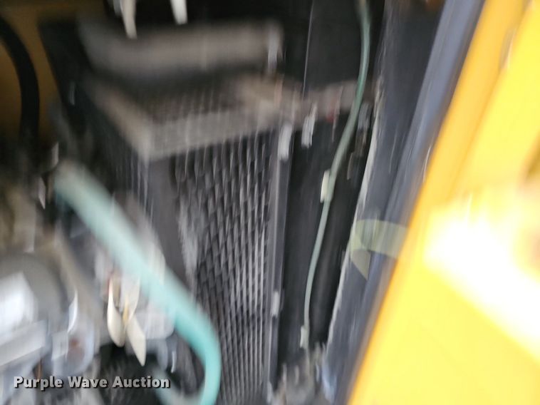 image for item DM1558 2004 Olympian  G30F3 generator