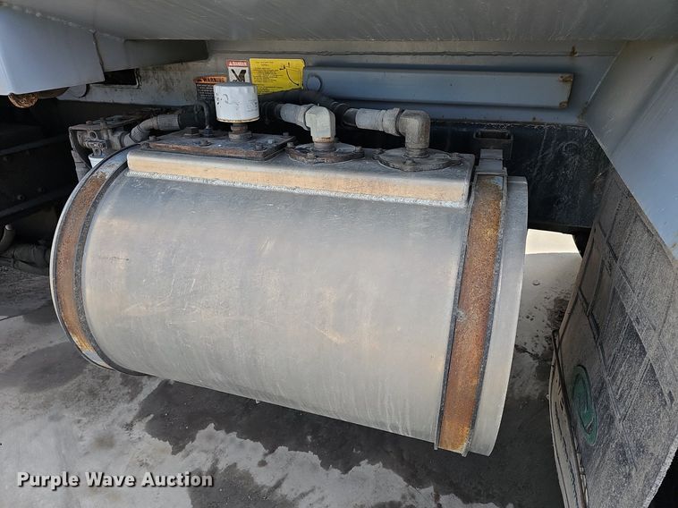 image for item DM1559 2015 Mack LEU633 refuse truck