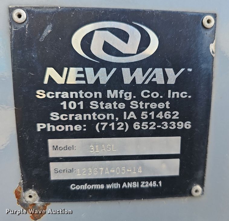 image for item DM1559 2015 Mack LEU633 refuse truck