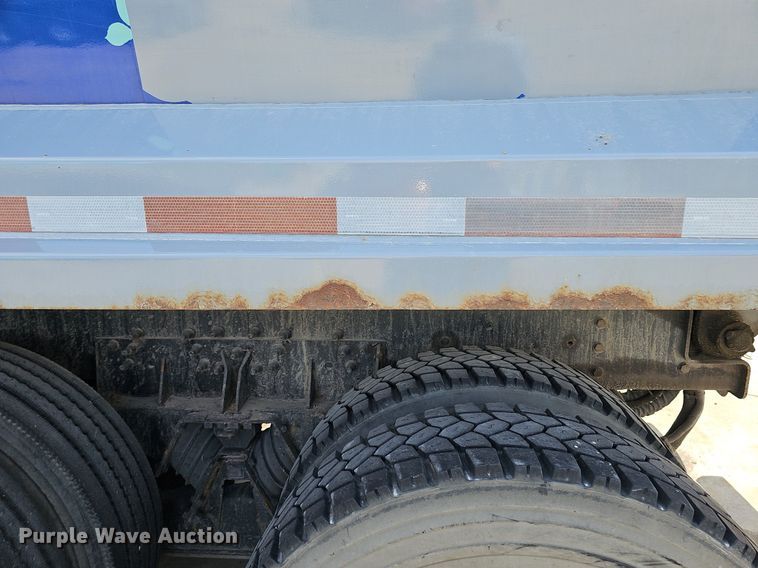 image for item DM1559 2015 Mack LEU633 refuse truck