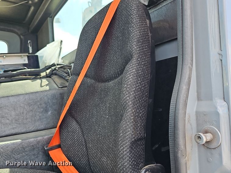 image for item DM1559 2015 Mack LEU633 refuse truck