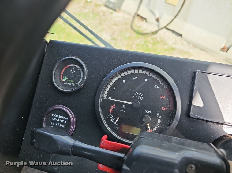 image for item DM1559 2015 Mack LEU633 refuse truck