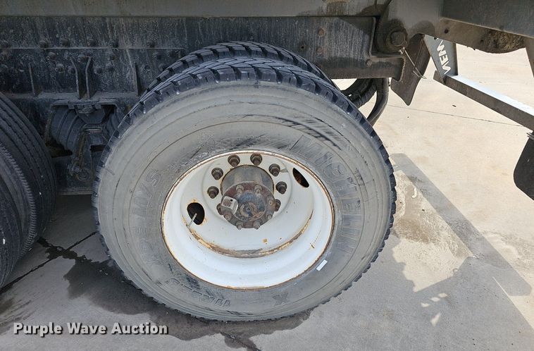 image for item DM1559 2015 Mack LEU633 refuse truck