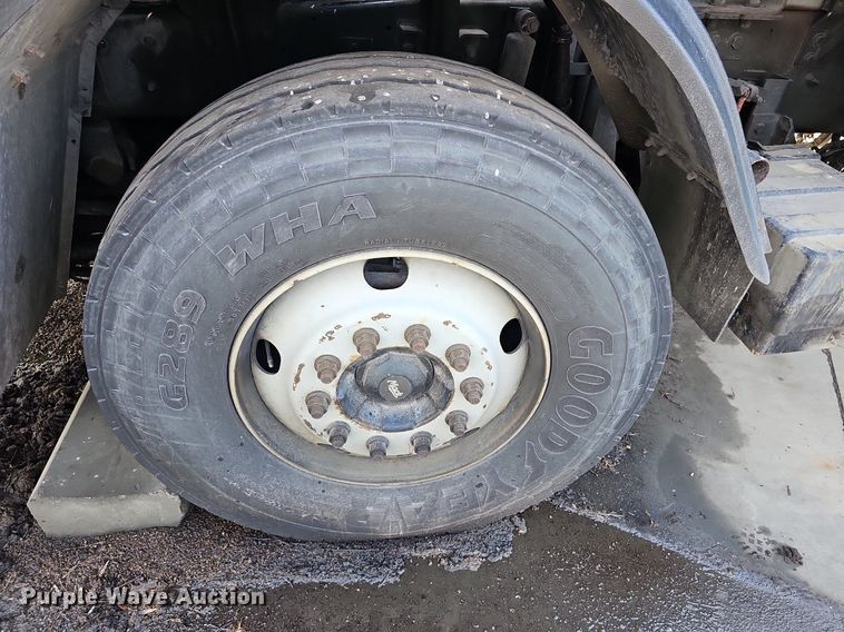 image for item DM1559 2015 Mack LEU633 refuse truck