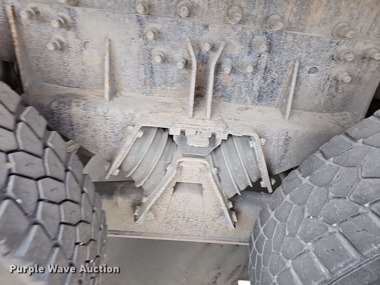 image for item DM1559 2015 Mack LEU633 refuse truck