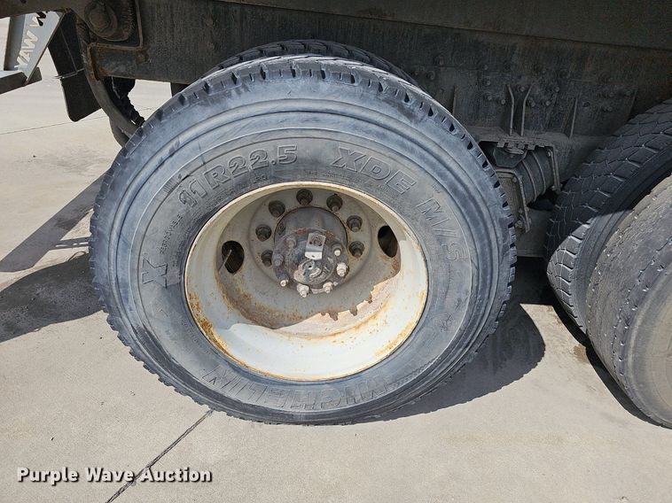 image for item DM1559 2015 Mack LEU633 refuse truck