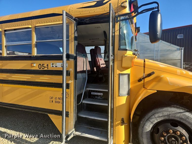 image for item DM1570 2005 Bluebird  Vision school bus