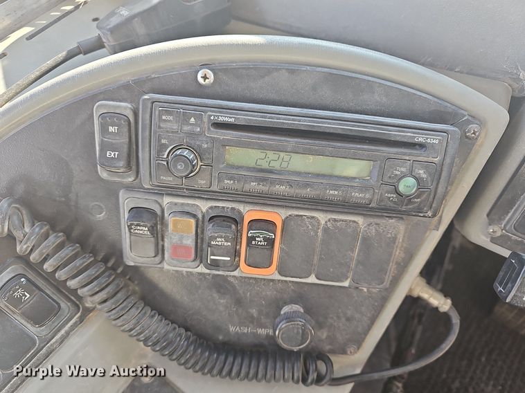 image for item DM1570 2005 Bluebird  Vision school bus