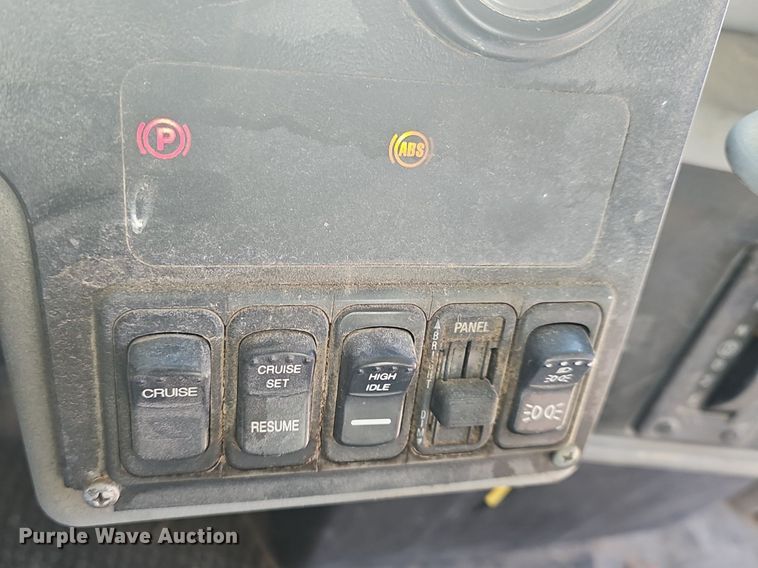 image for item DM1570 2005 Bluebird  Vision school bus