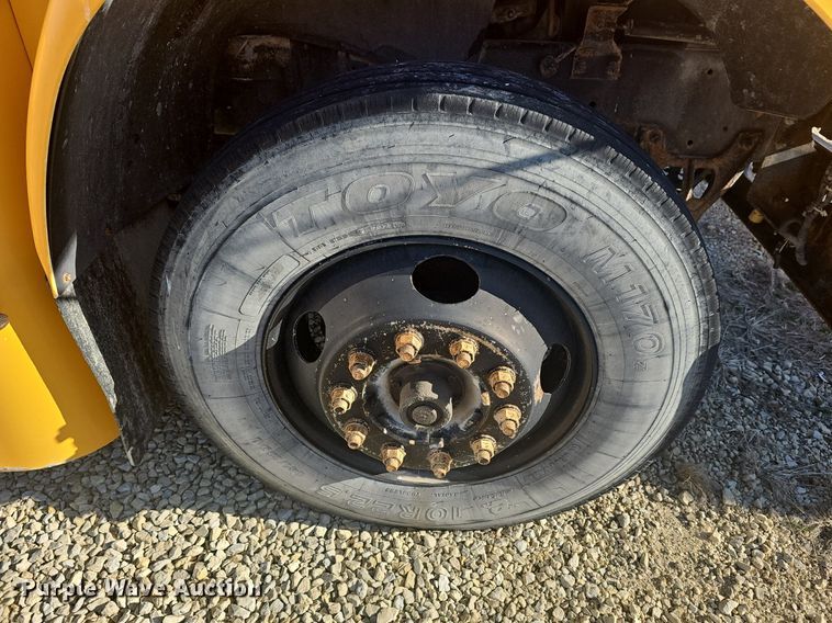 image for item DM1570 2005 Bluebird  Vision school bus