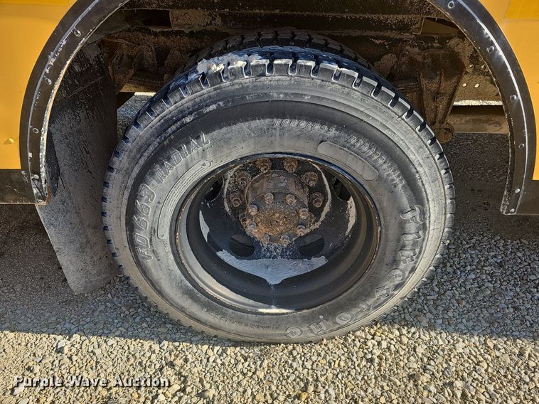 image for item DM1570 2005 Bluebird  Vision school bus