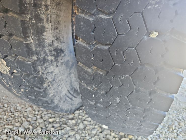 image for item DM1570 2005 Bluebird  Vision school bus