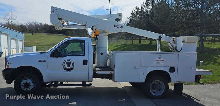 image for item DM1580 2003 Ford F450 Super Duty XL  bucket truck