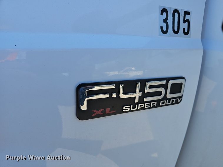 image for item DM1580 2003 Ford F450 Super Duty XL  bucket truck