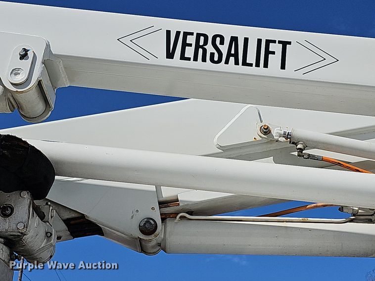 image for item DM1580 2003 Ford F450 Super Duty XL  bucket truck