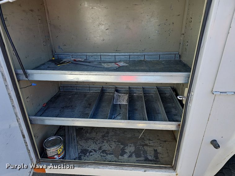 image for item DM1580 2003 Ford F450 Super Duty XL  bucket truck