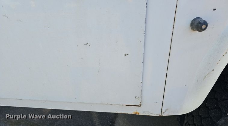 image for item DM1580 2003 Ford F450 Super Duty XL  bucket truck