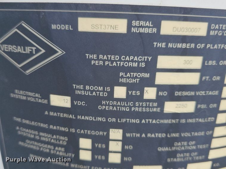 image for item DM1580 2003 Ford F450 Super Duty XL  bucket truck
