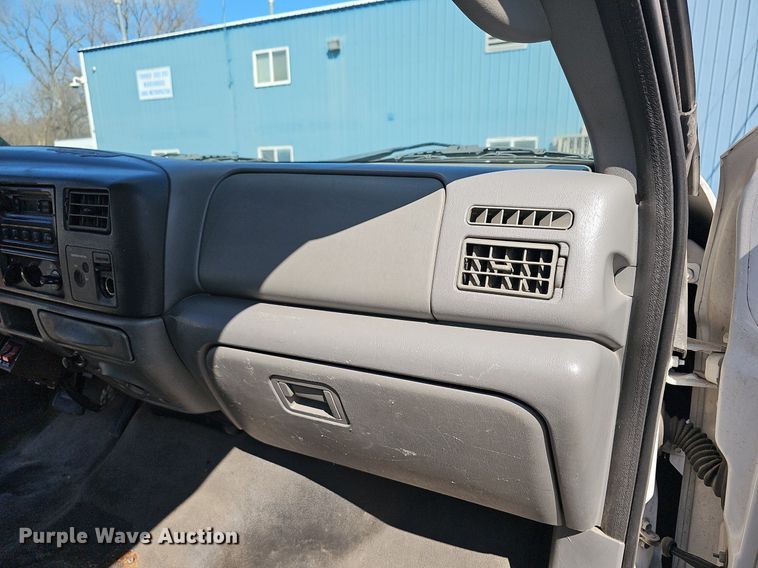 image for item DM1580 2003 Ford F450 Super Duty XL  bucket truck