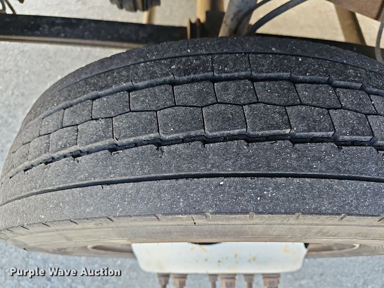 image for item DM1580 2003 Ford F450 Super Duty XL  bucket truck