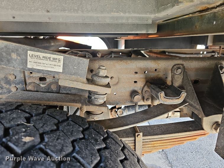 image for item DM1580 2003 Ford F450 Super Duty XL  bucket truck