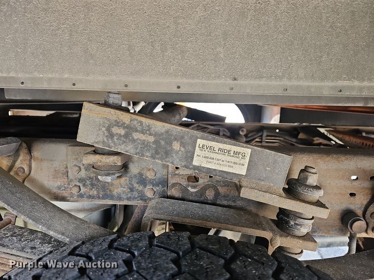 image for item DM1580 2003 Ford F450 Super Duty XL  bucket truck