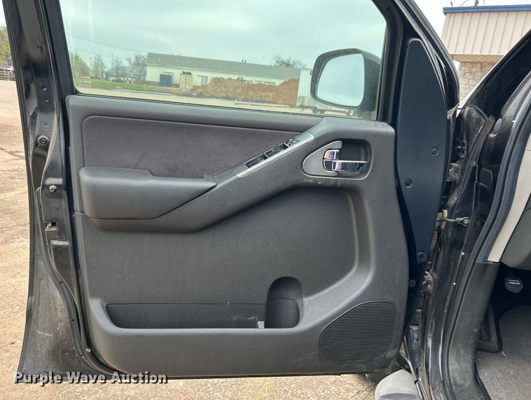 image for item DN0713 2005 Nissan  Pathfinder SUV