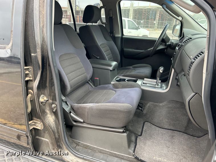 image for item DN0713 2005 Nissan  Pathfinder SUV
