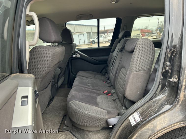 image for item DN0713 2005 Nissan  Pathfinder SUV