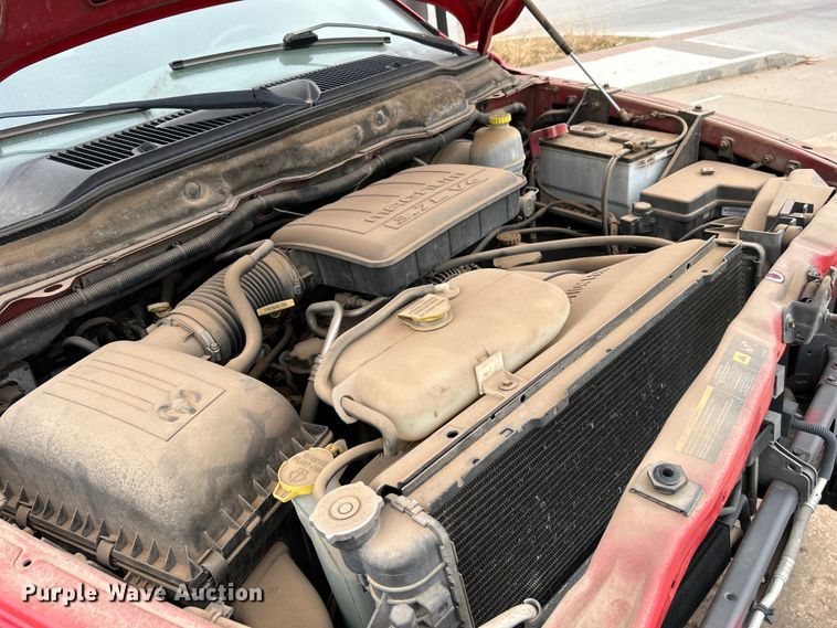 image for item DN0714 2004 Dodge Ram 1500 pickup truck