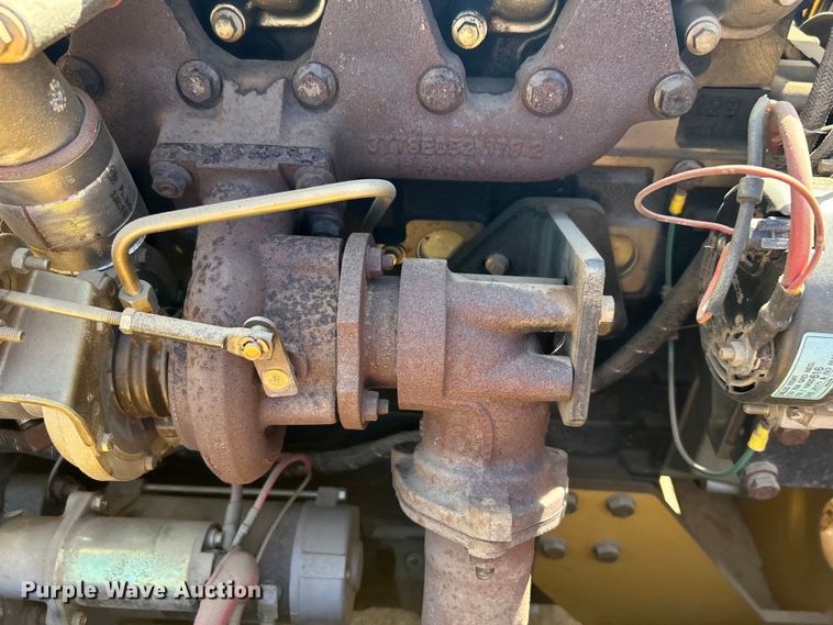 image for item DN0730 2004 Vermeer BC1800A wood chipper