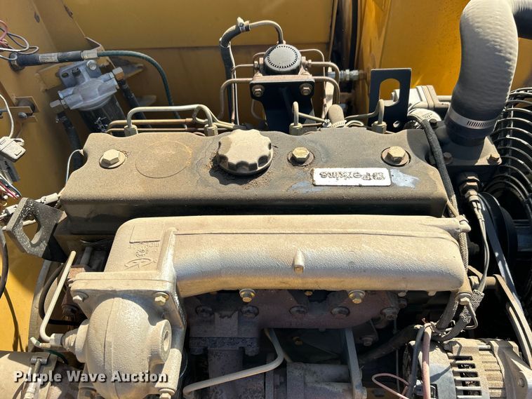 image for item DN0730 2004 Vermeer BC1800A wood chipper