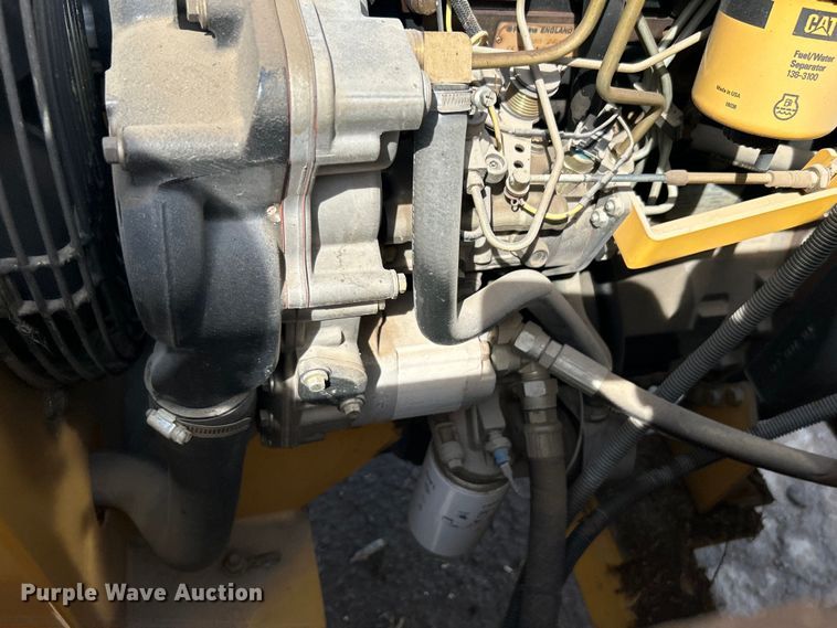 image for item DN0730 2004 Vermeer BC1800A wood chipper