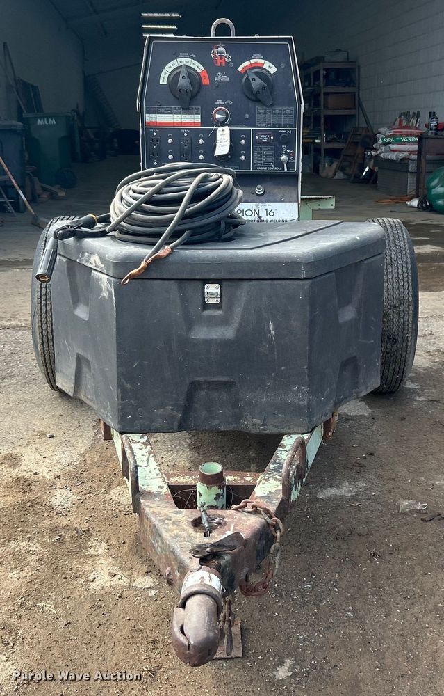 image for item DN0731 Hobart Champion 16 welder/generator