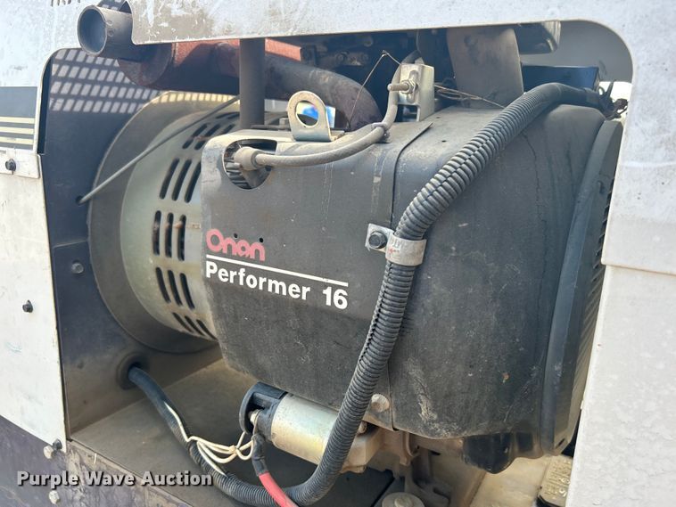 image for item DN0731 Hobart Champion 16 welder/generator