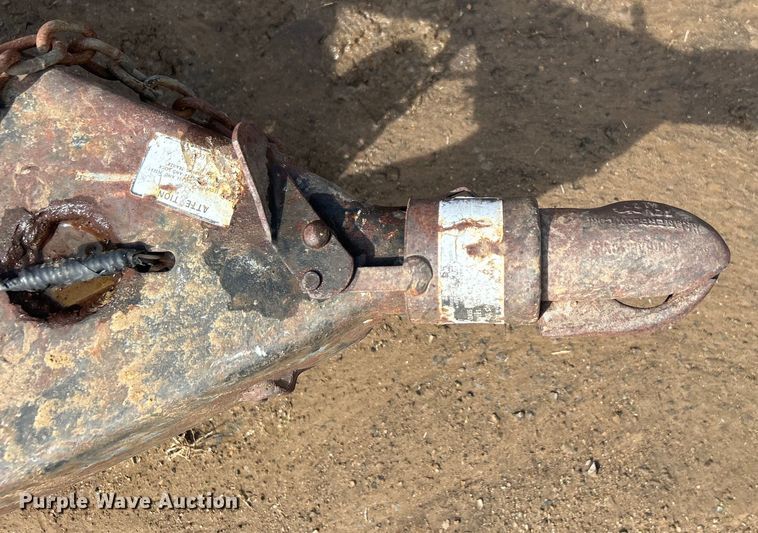 image for item DN0731 Hobart Champion 16 welder/generator