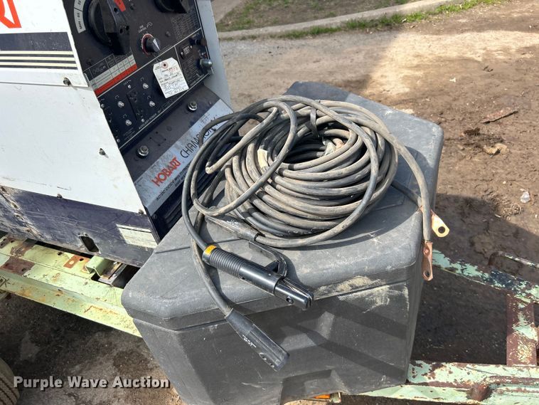 image for item DN0731 Hobart Champion 16 welder/generator