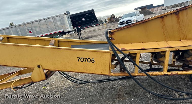 image for item DO3281 1995 Finlay 524 conveyor
